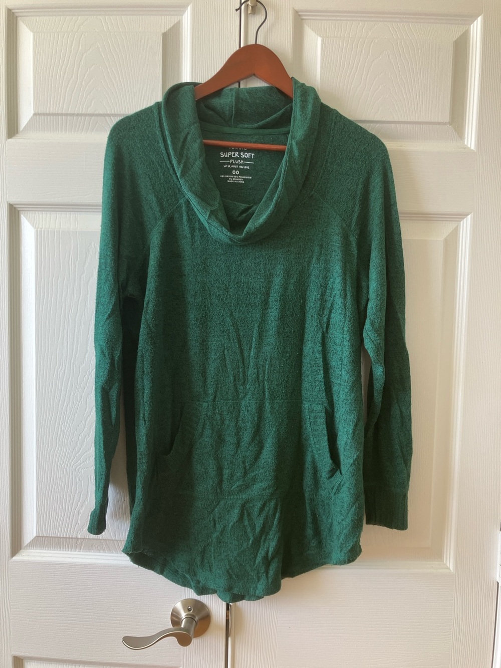 Super Soft Women's Emerald Green Cowl Neck Sweater